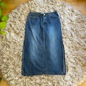 Arizona jeans co. Woman’s Hipster long Jean skirt 9